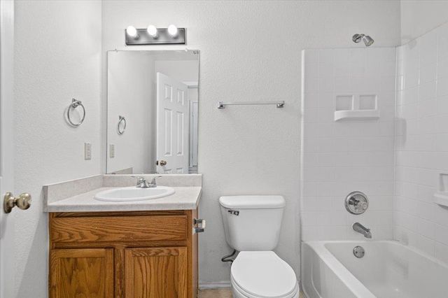 610 Sherry DR, Leander, TX 78641