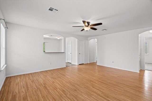 610 Sherry DR, Leander, TX 78641