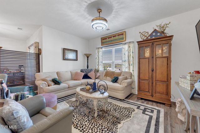 1702 Fox Meadows Circle, Bluff City, TN 37618