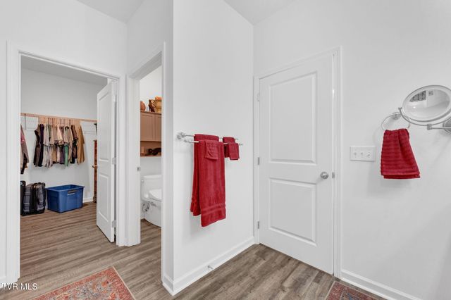 1702 Fox Meadows Circle, Bluff City, TN 37618