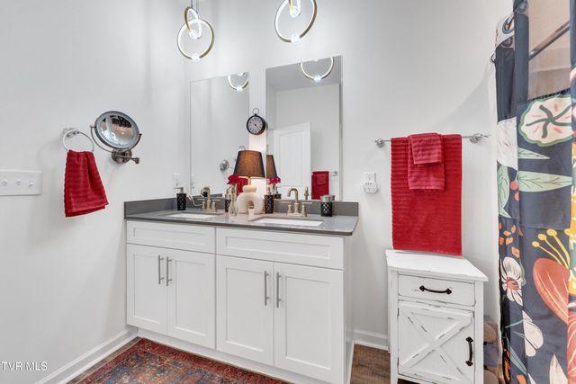 1702 Fox Meadows Circle, Bluff City, TN 37618