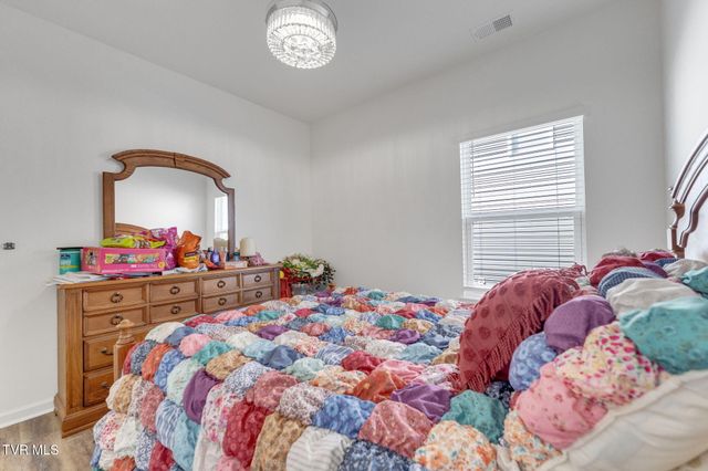 1702 Fox Meadows Circle, Bluff City, TN 37618