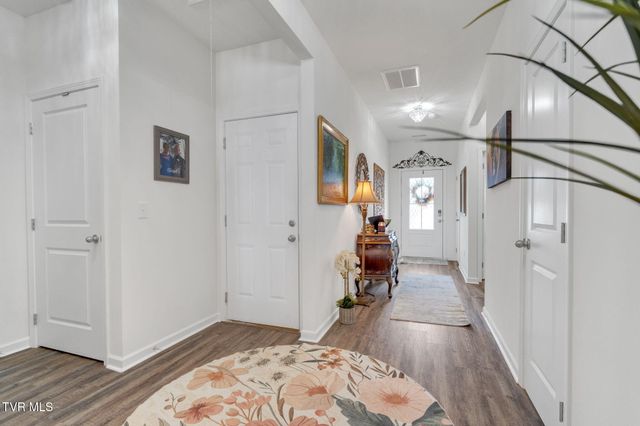 1702 Fox Meadows Circle, Bluff City, TN 37618