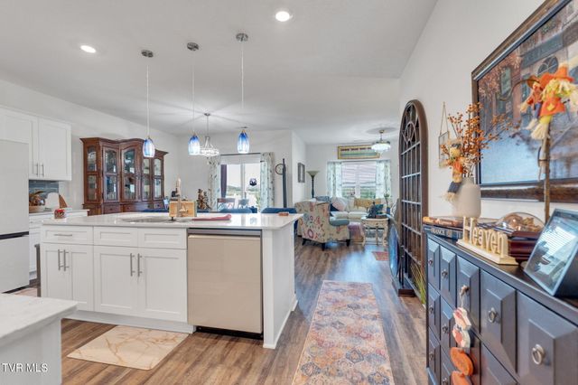 1702 Fox Meadows Circle, Bluff City, TN 37618