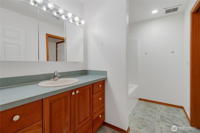 16412 139th Avenue E, Puyallup, WA 98374