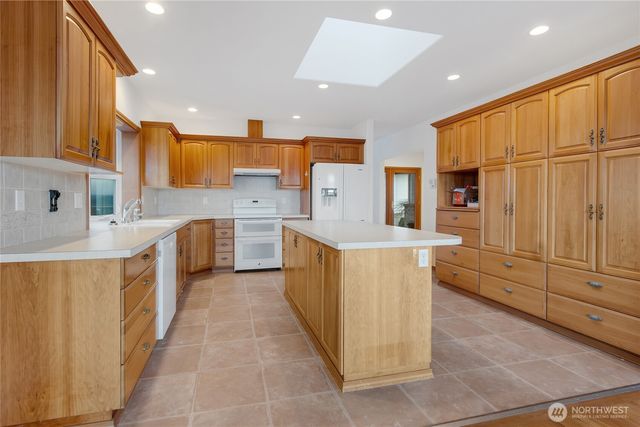 16412 139th Avenue E, Puyallup, WA 98374