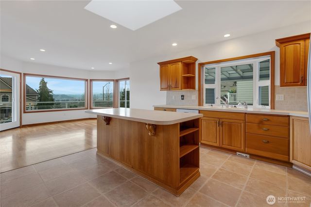 16412 139th Avenue E, Puyallup, WA 98374