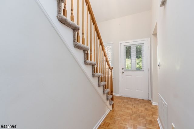 7 Dorset Ln, Bedminster Twp., NJ 07921