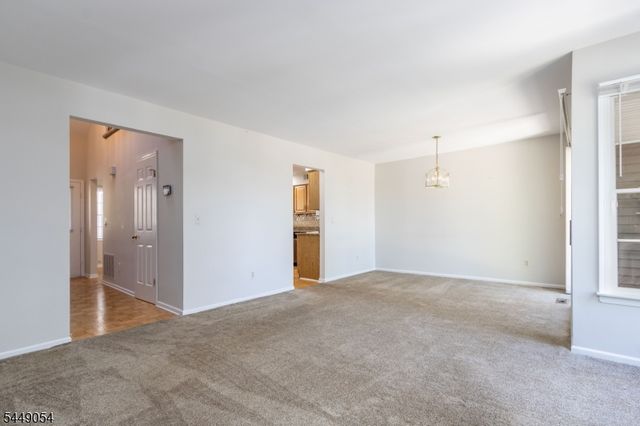 7 Dorset Ln, Bedminster Twp., NJ 07921