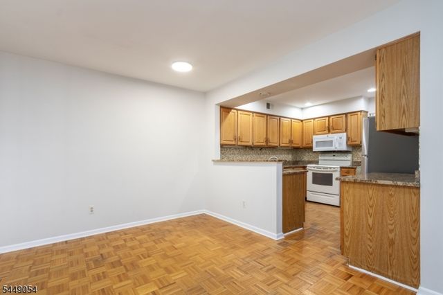 7 Dorset Ln, Bedminster Twp., NJ 07921