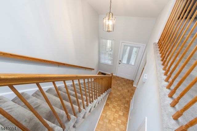 7 Dorset Ln, Bedminster Twp., NJ 07921