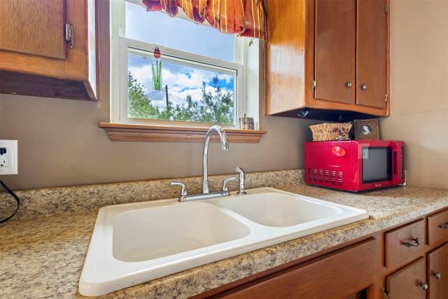1318 Lakecrest Drive, Norman, OK 73071