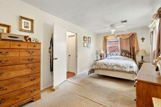 1318 Lakecrest Drive, Norman, OK 73071