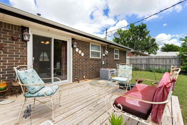 1318 Lakecrest Drive, Norman, OK 73071