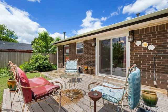 1318 Lakecrest Drive, Norman, OK 73071