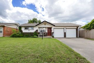 1318 Lakecrest Drive, Norman, OK 73071