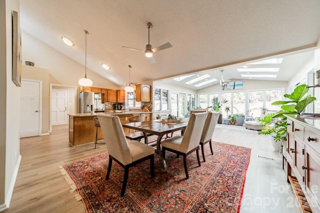 7416 Whitewash Trail, Sherrills Ford, NC 28673