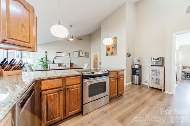 7416 Whitewash Trail, Sherrills Ford, NC 28673