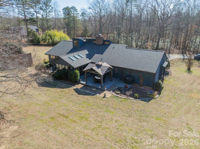 7416 Whitewash Trail, Sherrills Ford, NC 28673