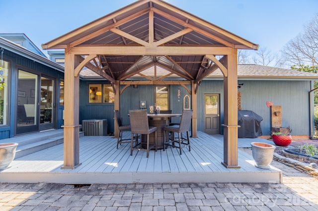 7416 Whitewash Trail, Sherrills Ford, NC 28673