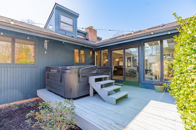 7416 Whitewash Trail, Sherrills Ford, NC 28673