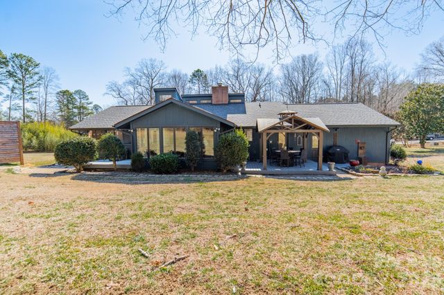 7416 Whitewash Trail, Sherrills Ford, NC 28673