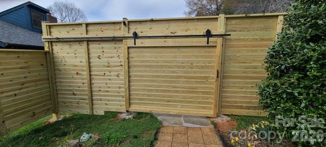 7416 Whitewash Trail, Sherrills Ford, NC 28673