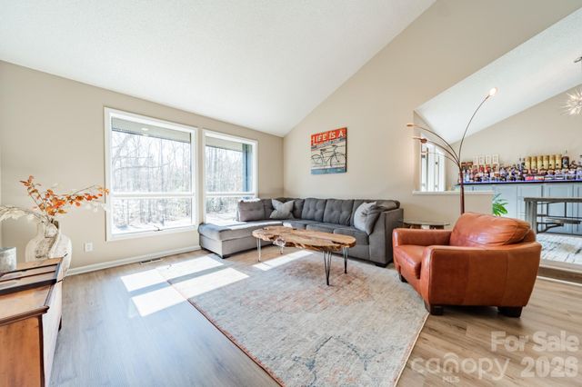 7416 Whitewash Trail, Sherrills Ford, NC 28673