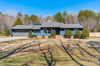 7416 Whitewash Trail, Sherrills Ford, NC 28673