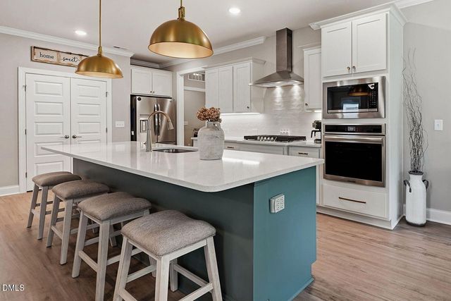 1905 Terri Creek Drive, Fuquay Varina, NC 27526