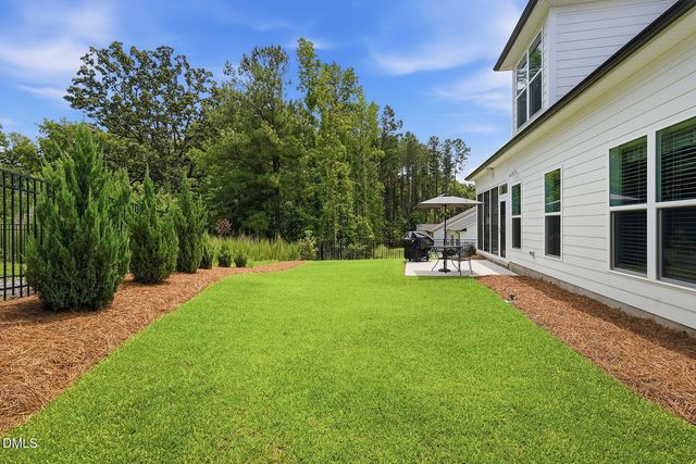 1905 Terri Creek Drive, Fuquay Varina, NC 27526