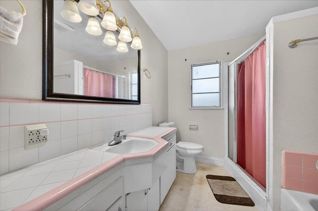 4137 E Cornell Avenue, Fresno, CA 93703