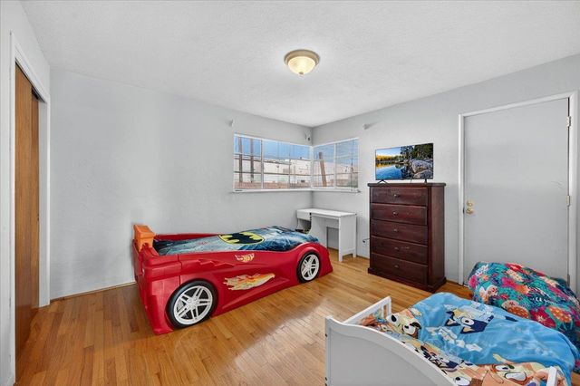 4137 E Cornell Avenue, Fresno, CA 93703