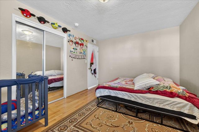 4137 E Cornell Avenue, Fresno, CA 93703