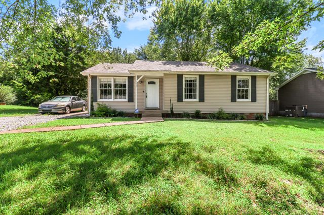 1497 Craig Dr, Clarksville, TN 37042