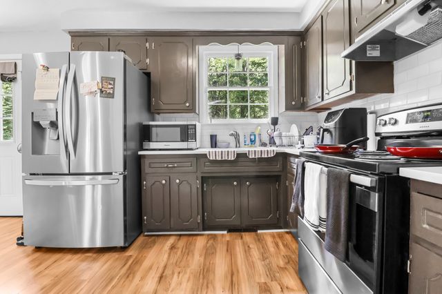 1497 Craig Dr, Clarksville, TN 37042