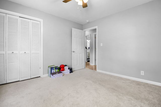 1497 Craig Dr, Clarksville, TN 37042