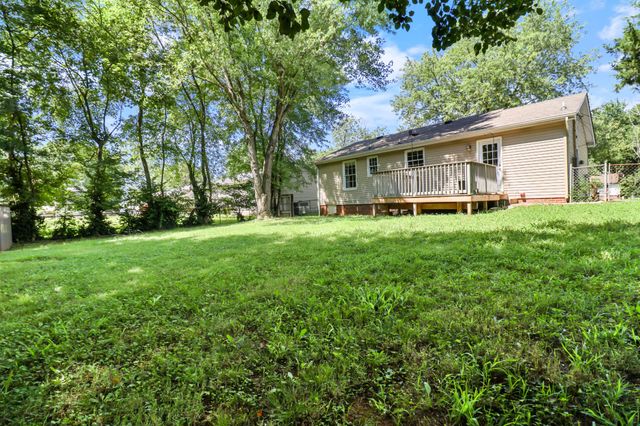 1497 Craig Dr, Clarksville, TN 37042