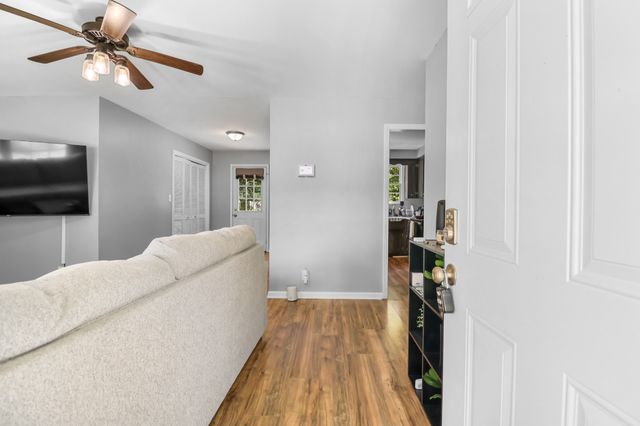 1497 Craig Dr, Clarksville, TN 37042