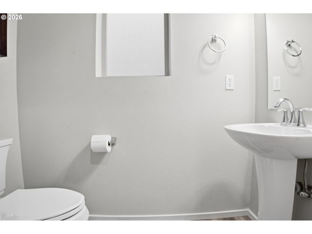 7838 Se SPORRI Ln, Milwaukie, OR 97267