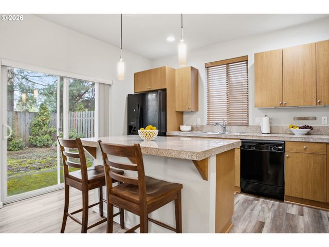 7838 Se SPORRI Ln, Milwaukie, OR 97267