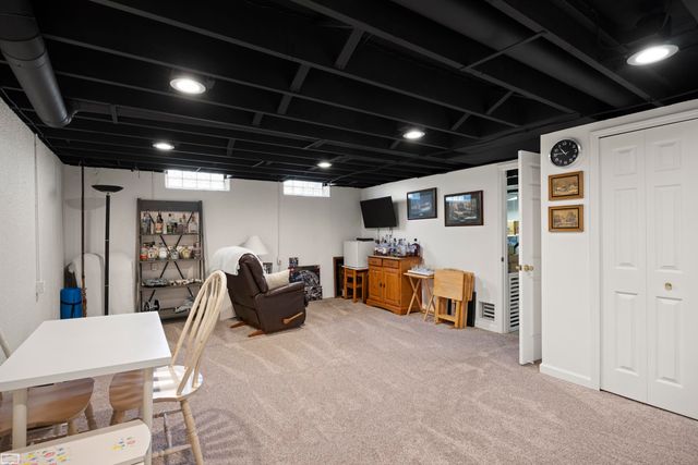 14360 Kerner Drive, Sterling Heights, MI 48313