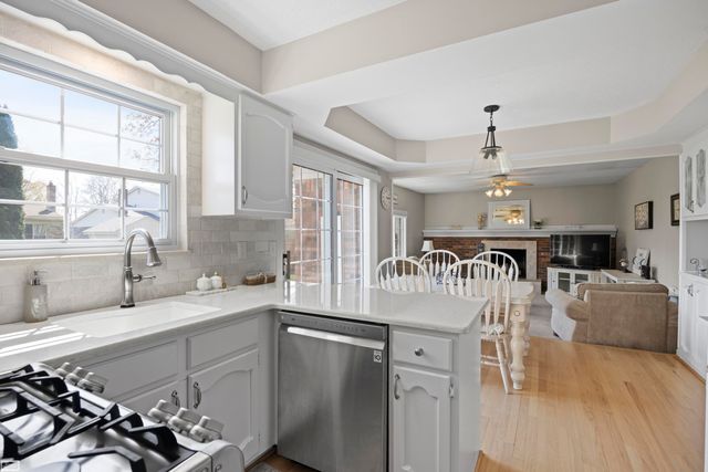 14360 Kerner Drive, Sterling Heights, MI 48313