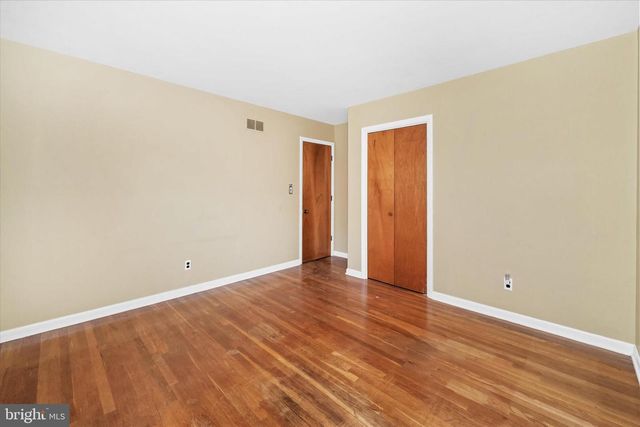 40 LYRIC DR, Newark, DE 19702