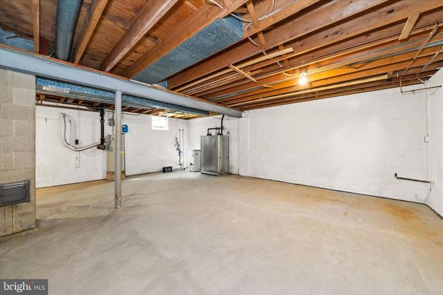 40 LYRIC DR, Newark, DE 19702