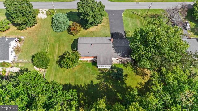 40 LYRIC DR, Newark, DE 19702