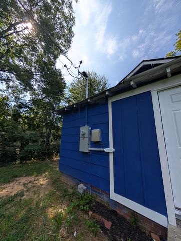 215 Spruce Street, Rossville, GA 30741