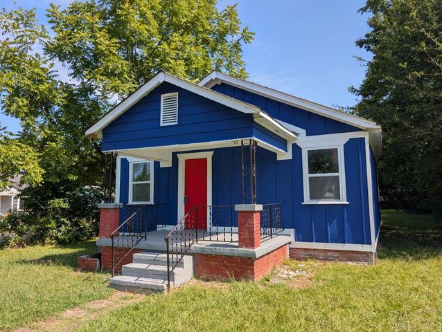215 Spruce Street, Rossville, GA 30741