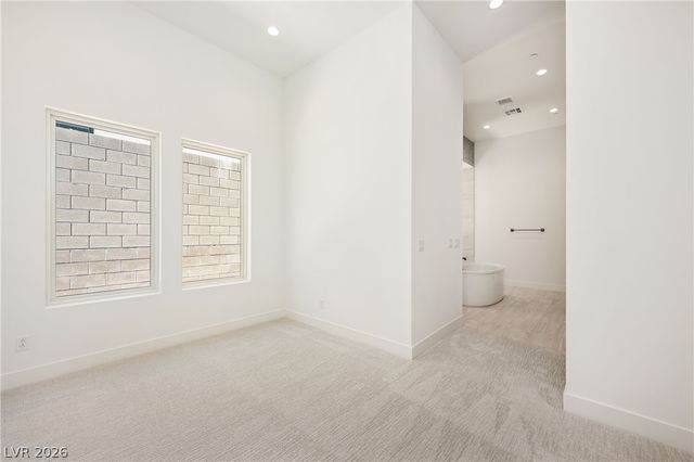 10950 Rossa Peak Avenue, Las Vegas, NV 89135