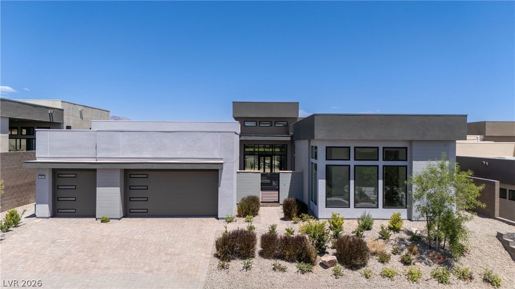 10950 Rossa Peak Avenue, Las Vegas, NV 89135